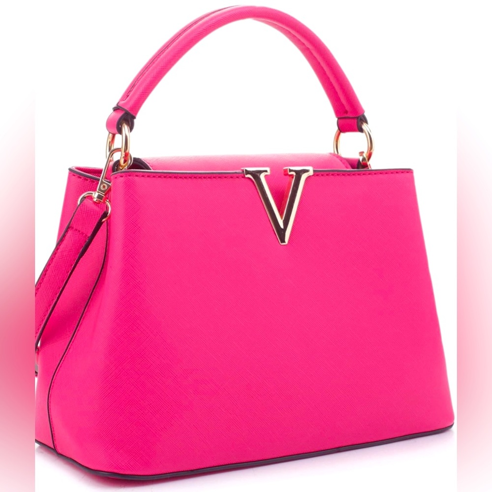 🔥NEW Gorgeous inspired V bag, all colors